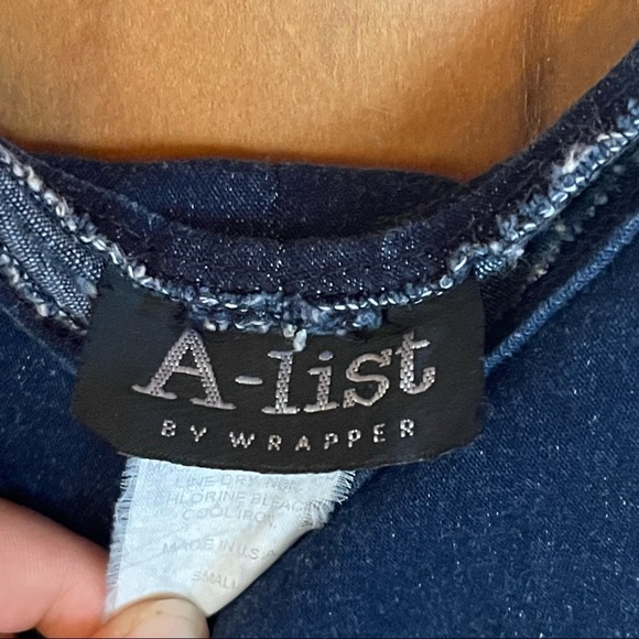 Vintage A-list by Wrapper Denim Crop Top. Size small with zipper on the back. - Picture 4 of 8